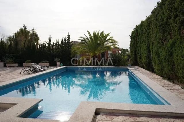 6 soverom Villa til salgs i La Nucia med svømmebasseng garasje - € 1 200 000 (Ref: 9966772)