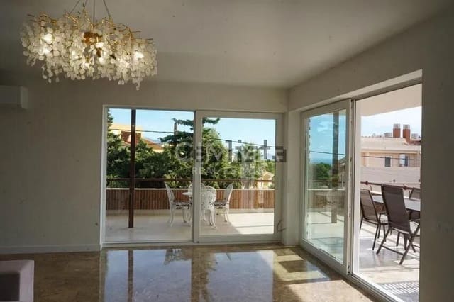 6 soverom Villa til salgs i La Nucia med svømmebasseng garasje - € 1 200 000 (Ref: 9966772)