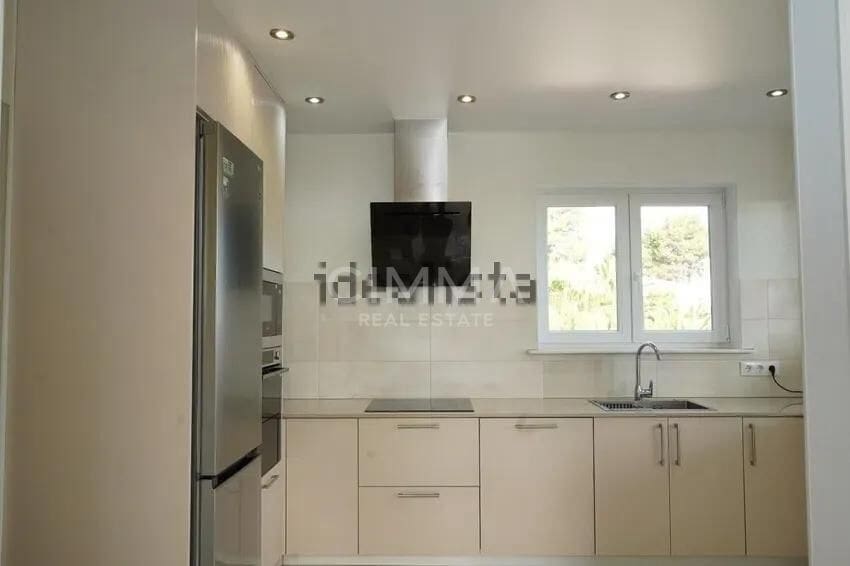 6 bedroom Villa for sale in La Nucia with pool garage - € 1,200,000 (Ref: 9966772)