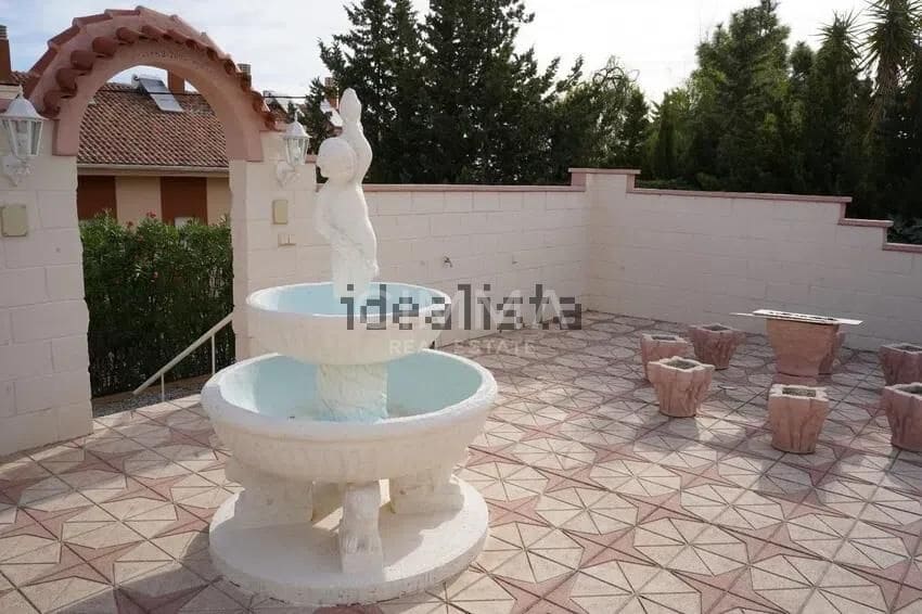 6 bedroom Villa for sale in La Nucia with pool garage - € 1,200,000 (Ref: 9966772)