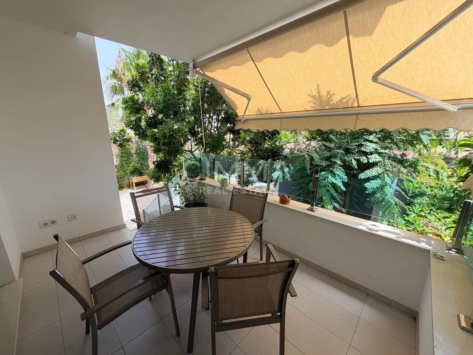 3 slaapkamer Appartement te koop in Polop met zwembad - € 379.000 (Ref: 9973456)