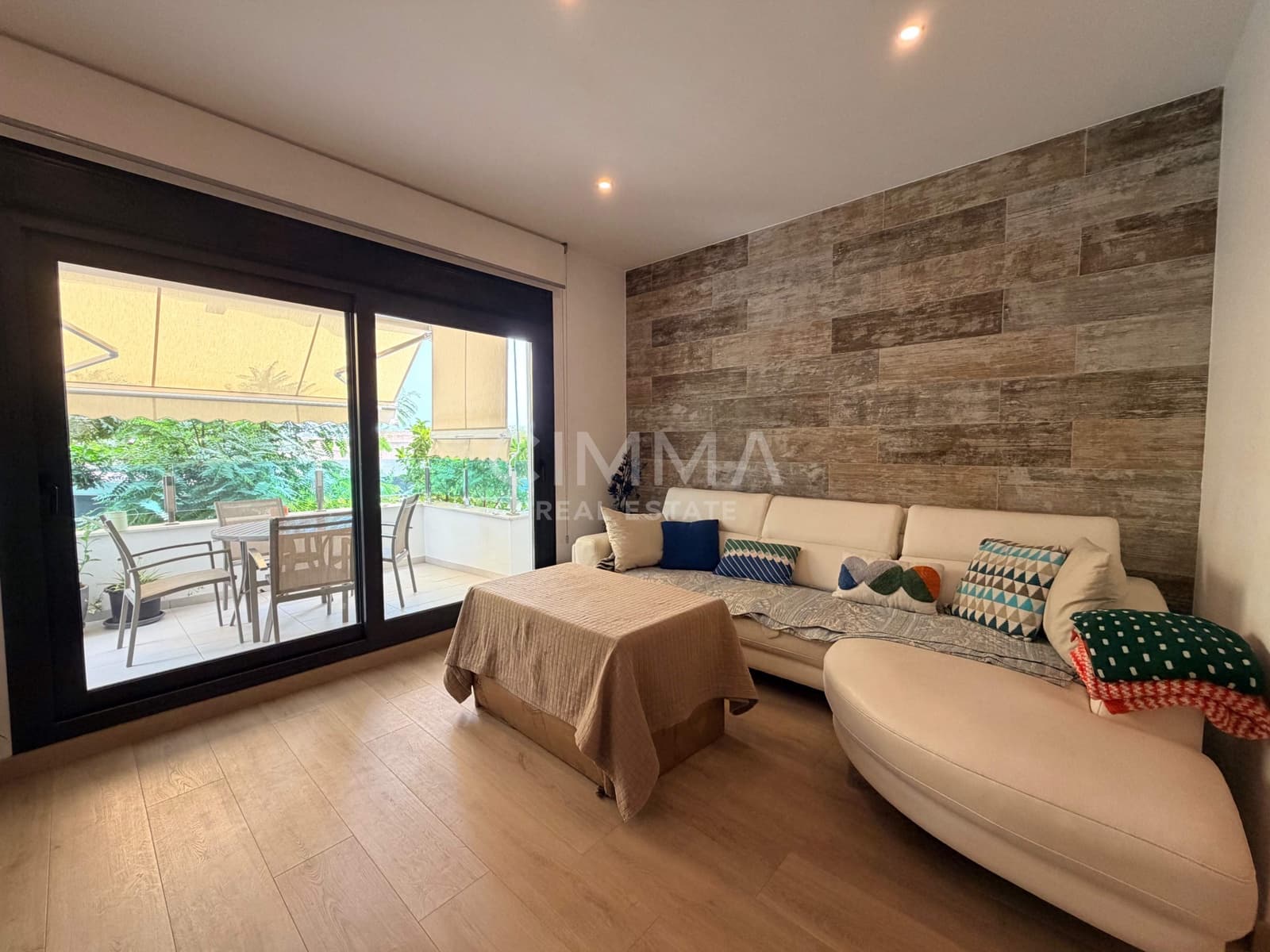 3 slaapkamer Appartement te koop in Polop met zwembad - € 379.000 (Ref: 9973456)