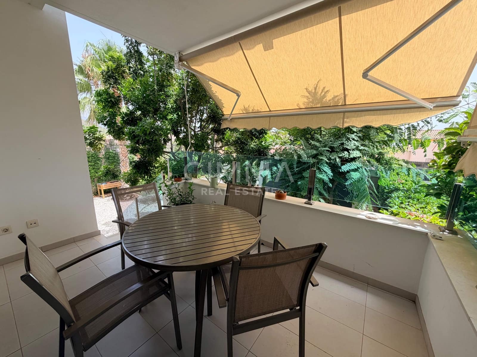 3 slaapkamer Appartement te koop in Polop met zwembad - € 379.000 (Ref: 9973456)
