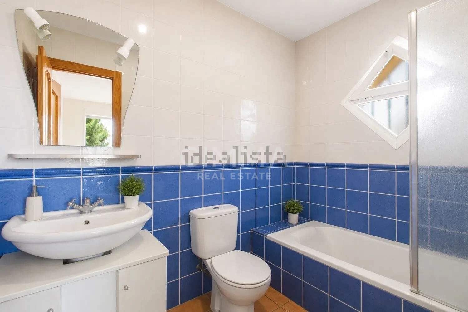 6 bedroom Villa for sale in La Nucia with pool garage - € 429,900 (Ref: 9973457)