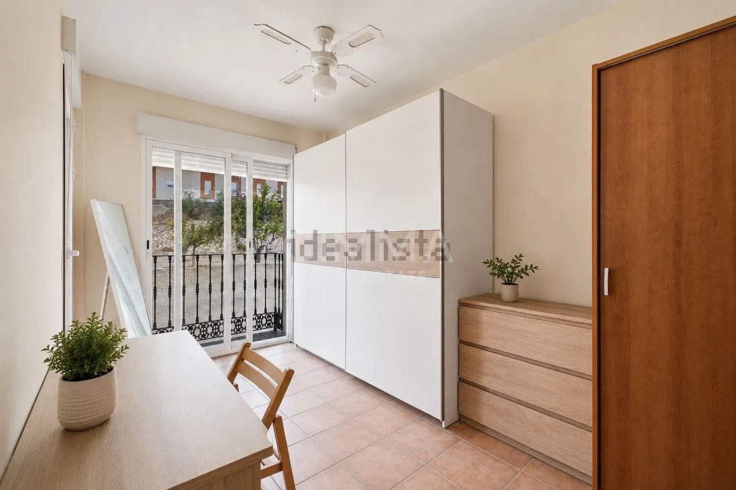 6 bedroom Villa for sale in La Nucia with pool garage - € 429,900 (Ref: 9973457)
