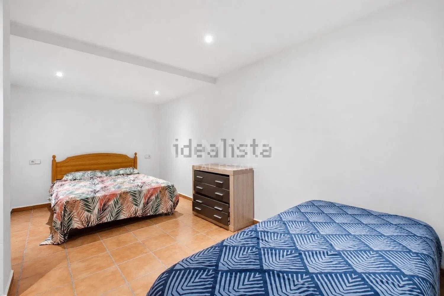 6 bedroom Villa for sale in La Nucia with pool garage - € 429,900 (Ref: 9973457)