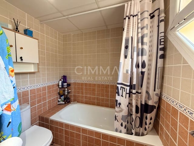 6 soveværelse Villa til salg i La Nucia med swimmingpool garage - € 429.900 (Ref: 9973457)