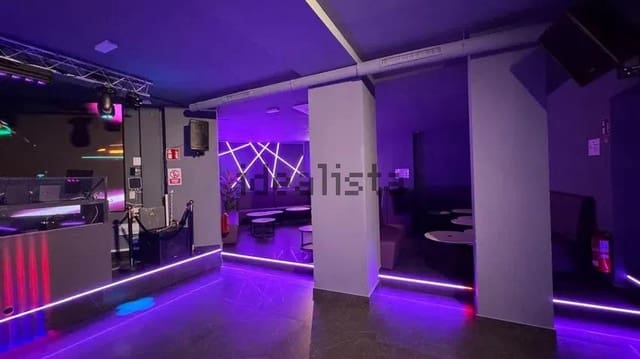 Kommersiell til salgs i Levante, Benidorm - € 2 000 000 (Ref: 9973458)