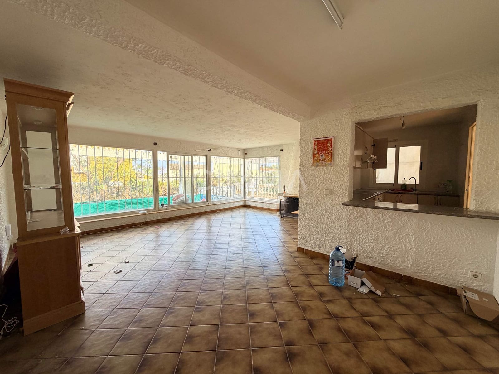 Chalet de 3 habitaciones en La Nucia en venta con piscina garaje - 440.000 € (Ref: 9985117)
