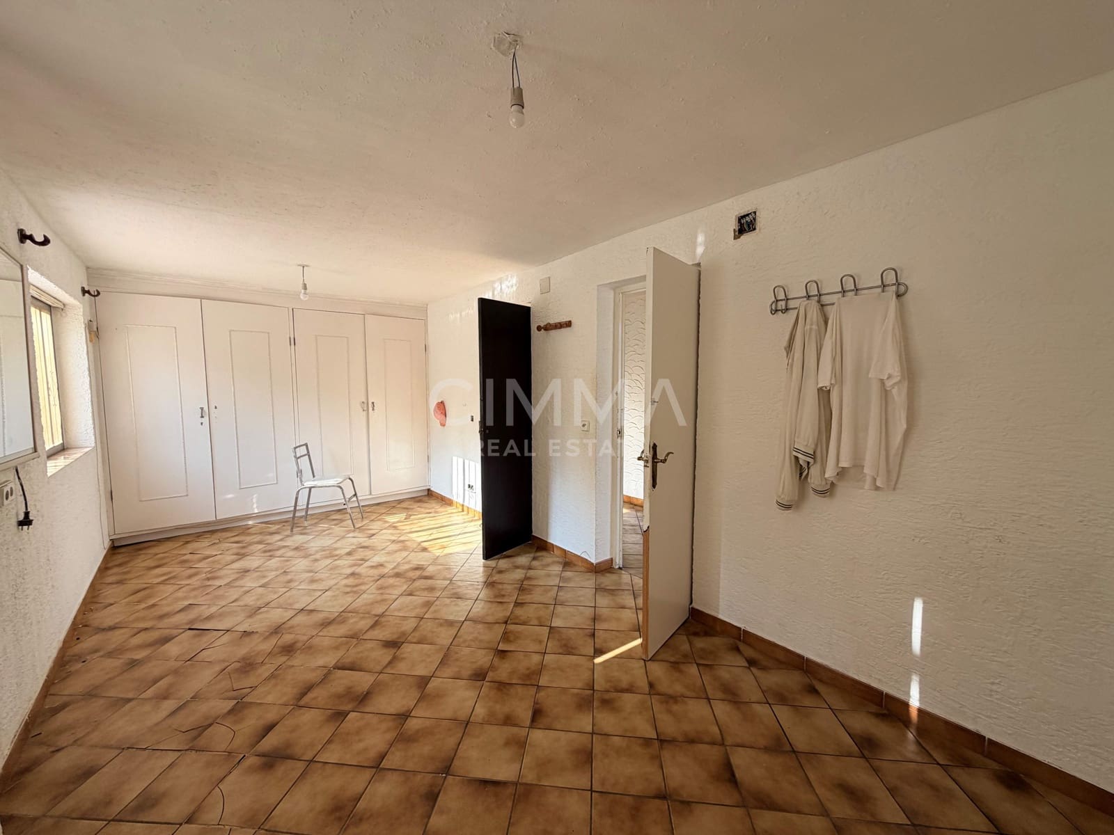Chalet de 3 habitaciones en La Nucia en venta con piscina garaje - 440.000 € (Ref: 9985117)