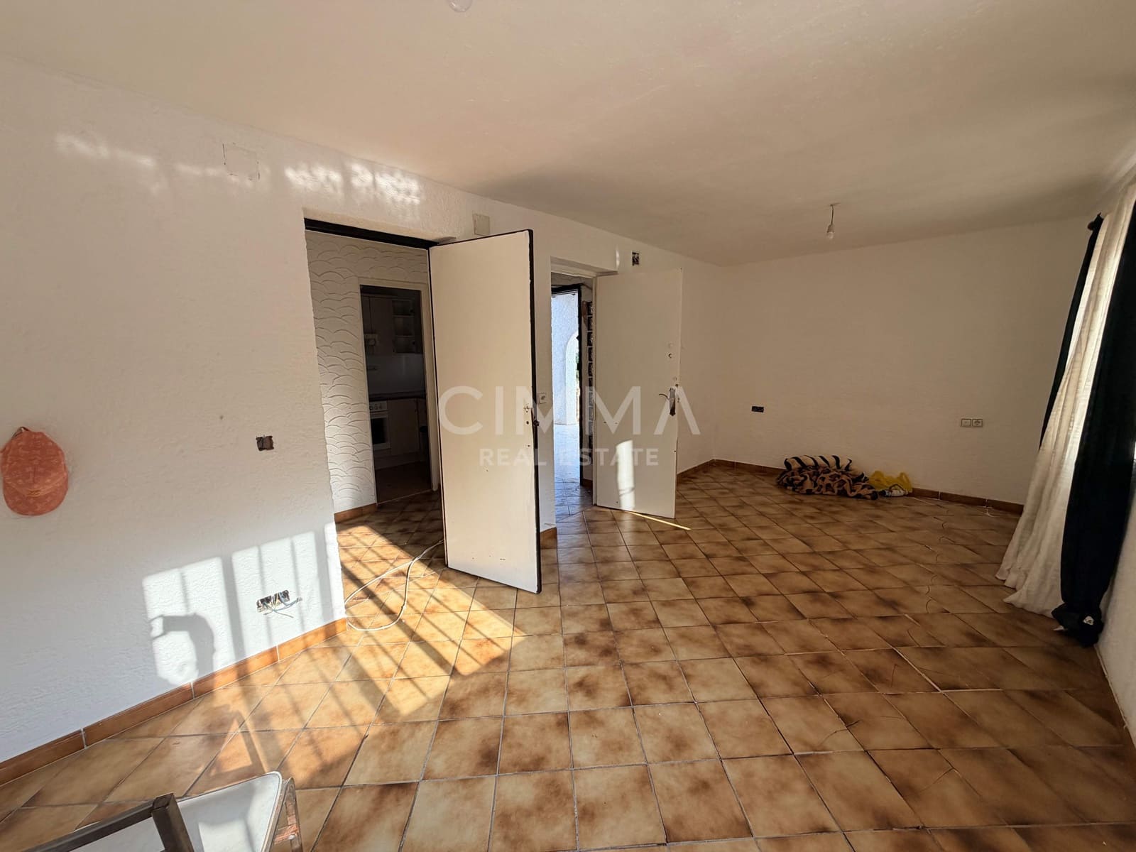 Chalet de 3 habitaciones en La Nucia en venta con piscina garaje - 440.000 € (Ref: 9985117)