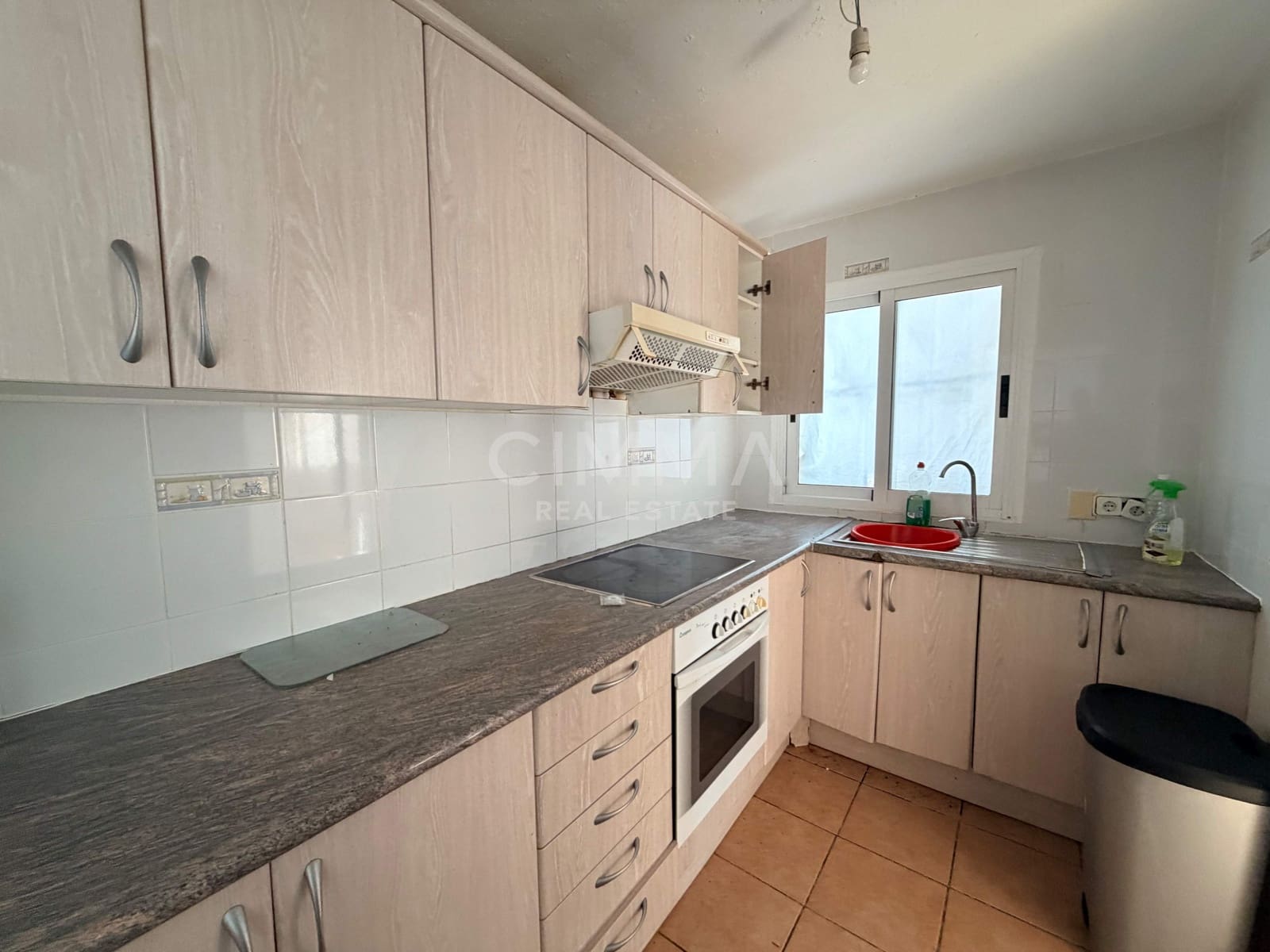 Chalet de 3 habitaciones en La Nucia en venta con piscina garaje - 440.000 € (Ref: 9985117)