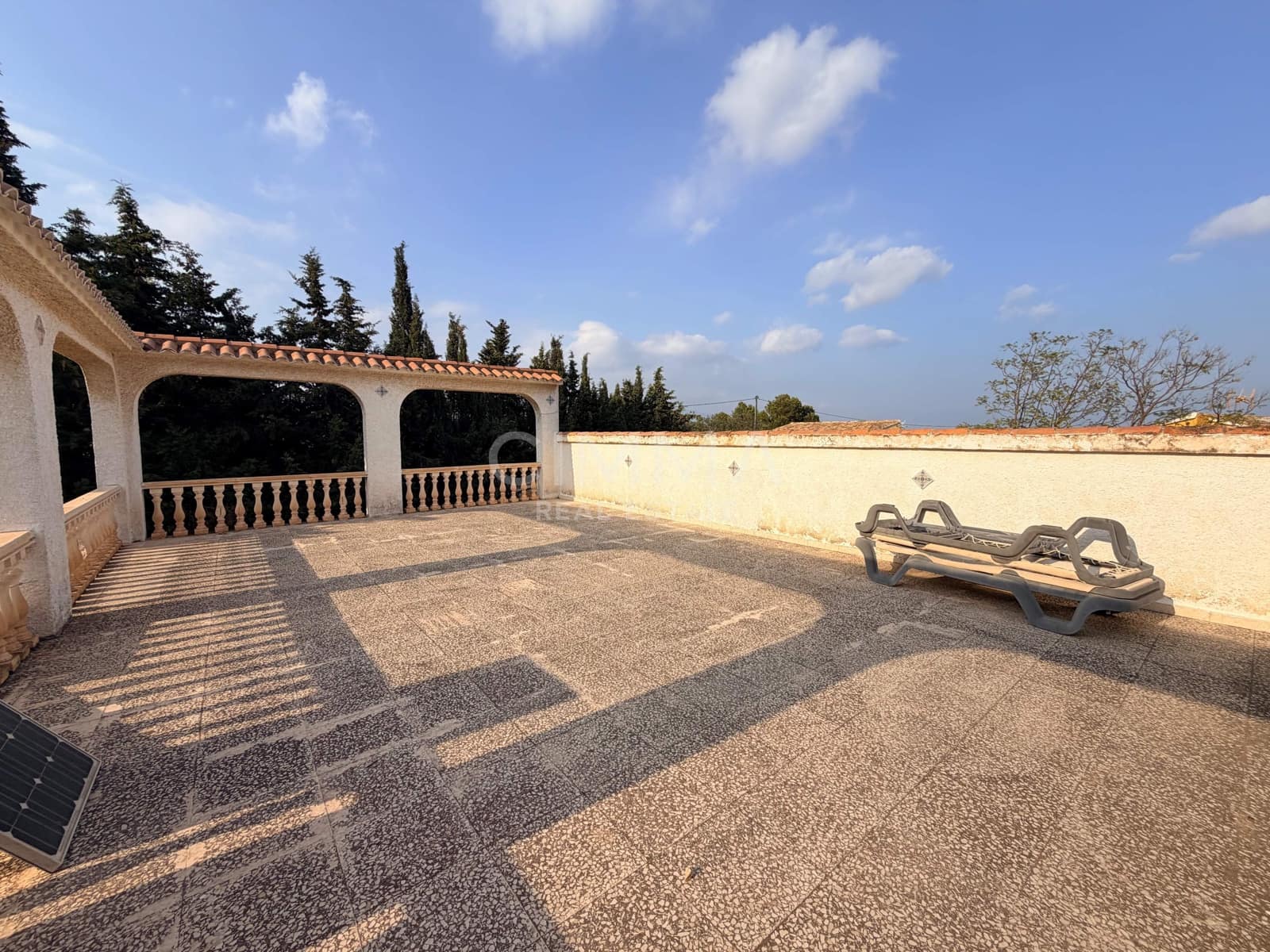 Chalet de 3 habitaciones en La Nucia en venta con piscina garaje - 440.000 € (Ref: 9985117)