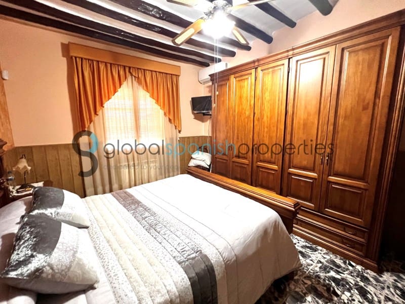 9 slaapkamer Finca/Landhuis te koop in Cuevas del Almanzora met zwembad garage - € 449.900 (Ref: 7455963)