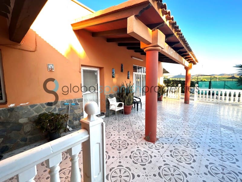 9 slaapkamer Finca/Landhuis te koop in Cuevas del Almanzora met zwembad garage - € 449.900 (Ref: 7455963)