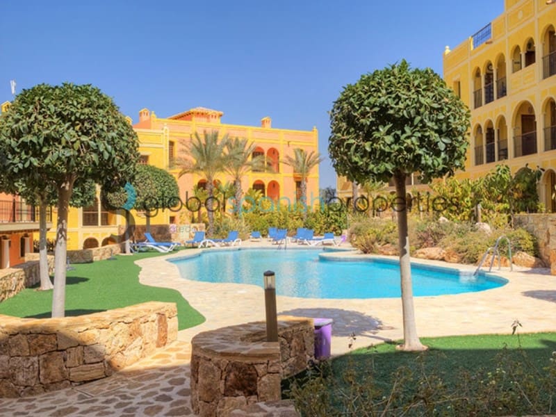 2 bedroom Apartment for sale in Cuevas del Almanzora - € 195,000 (Ref: 7455977)