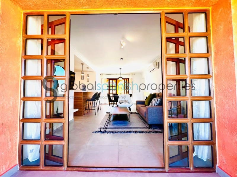 2 bedroom Apartment for sale in Cuevas del Almanzora - € 220,000 (Ref: 7455980)