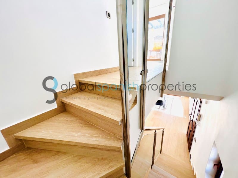 4 bedroom Villa for sale in Cuevas del Almanzora - € 406,850 (Ref: 7455981)