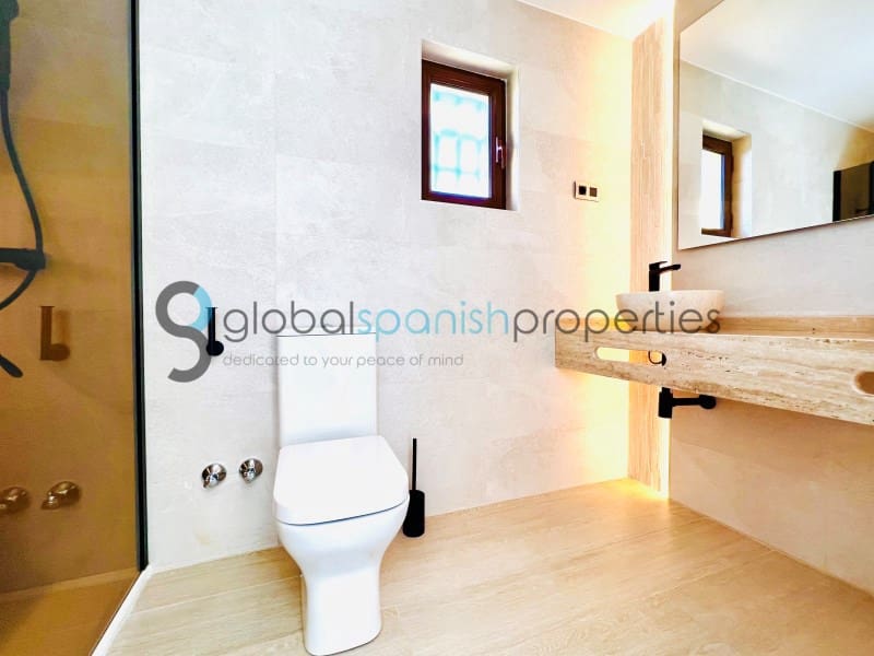 4 bedroom Villa for sale in Cuevas del Almanzora - € 406,850 (Ref: 7455981)