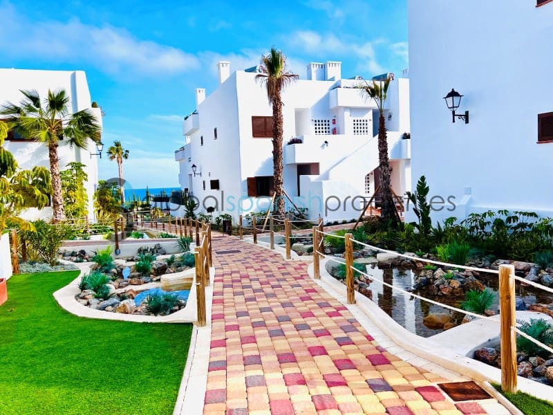 Apartamento de 2 habitaciones en San Juan de los Terreros en venta con piscina - 255.000 € (Ref: 7481805)