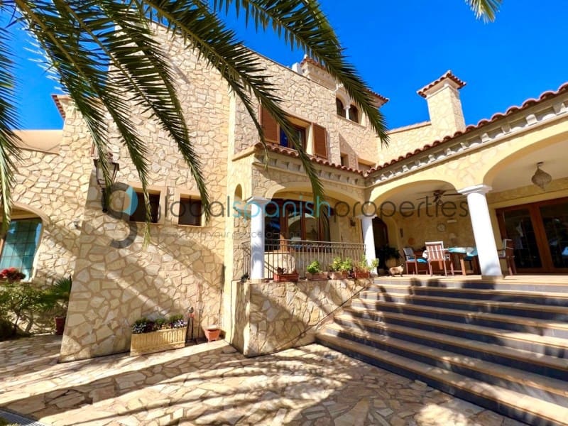 5 soveværelse Villa til salg i Cuevas del Almanzora med swimmingpool garage - € 1.100.000 (Ref: 7900125)