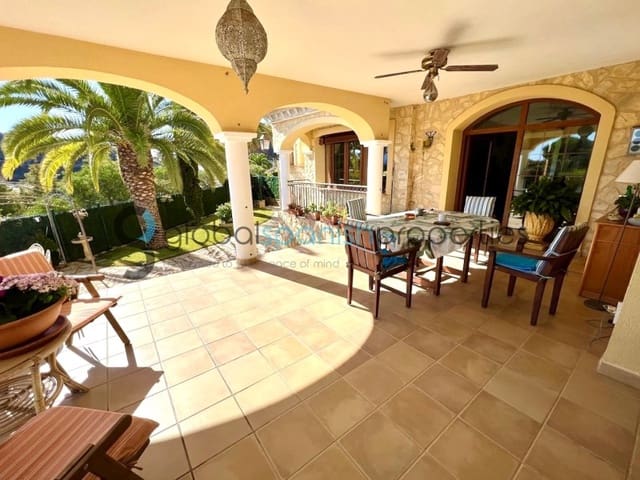 5 soveværelse Villa til salg i Cuevas del Almanzora med swimmingpool garage - € 1.100.000 (Ref: 7900125)