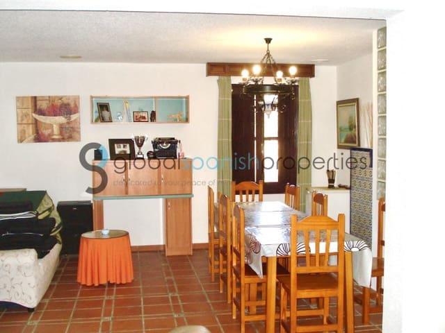 7 sypialnia Willa na sprzedaż w Valle del Este, Vera z basenem garażem - 474 900 € (Ref: 7900128)