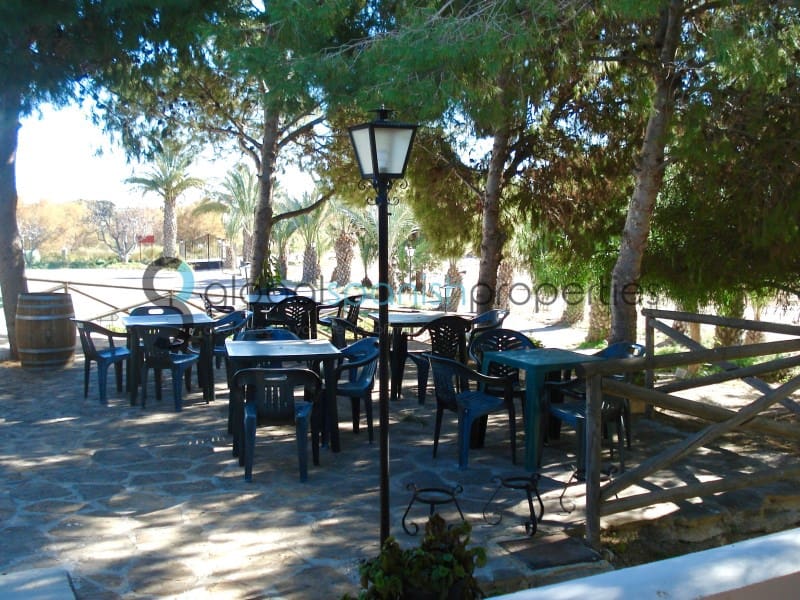 7 soverom Villa til salgs i Vera med svømmebasseng garasje - € 474 900 (Ref: 7900128)