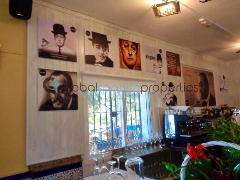 7 soverom Villa til salgs i Vera med svømmebasseng garasje - € 474 900 (Ref: 7900128)