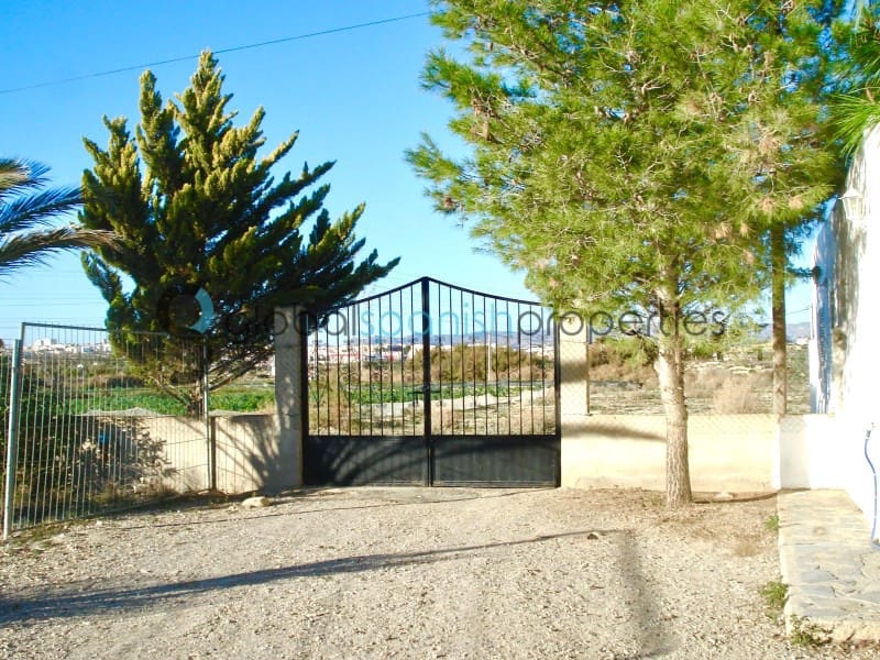 7 soverom Villa til salgs i Vera med svømmebasseng garasje - € 474 900 (Ref: 7900128)