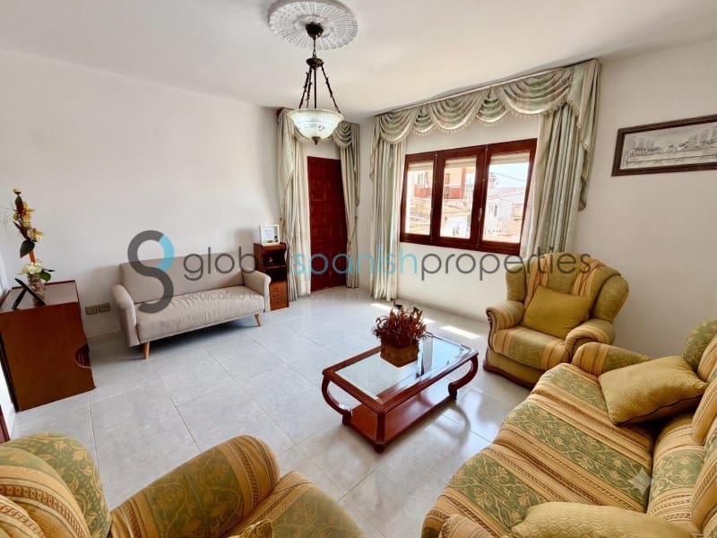 5 sovrum Villa till salu i Cuevas del Almanzora med garage - 180 000 € (Ref: 7900129)