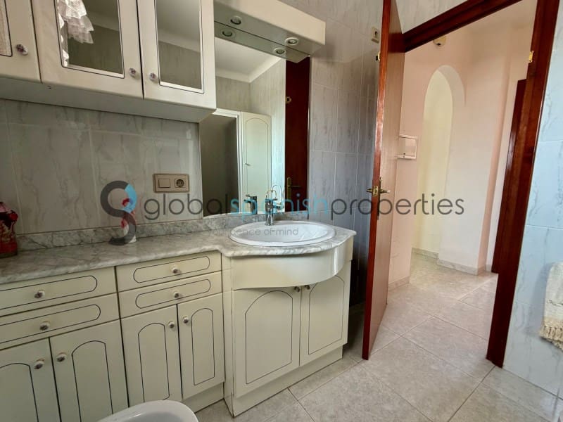 5 sovrum Villa till salu i Cuevas del Almanzora med garage - 180 000 € (Ref: 7900129)