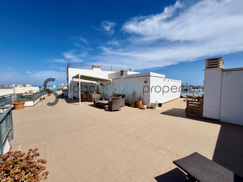 2 slaapkamer Penthouse te koop in Garrucha met zwembad garage - € 334.900 (Ref: 7900132)