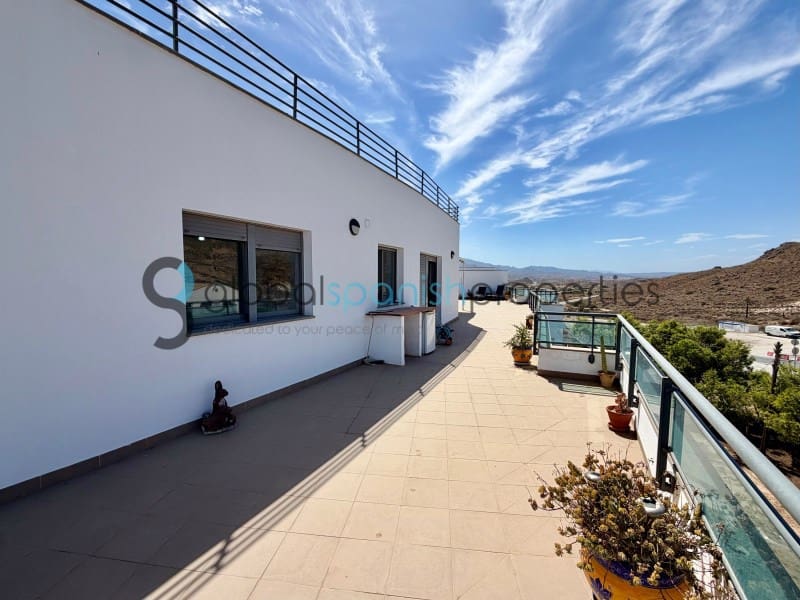 2 slaapkamer Penthouse te koop in Garrucha met zwembad garage - € 334.900 (Ref: 7900132)