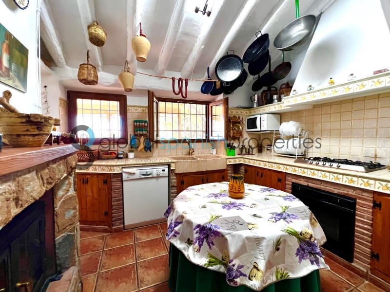 4 soveværelse Finca/Landehus til salg i Belmez de la Moraleda med swimmingpool garage - € 634.900 (Ref: 7901325)