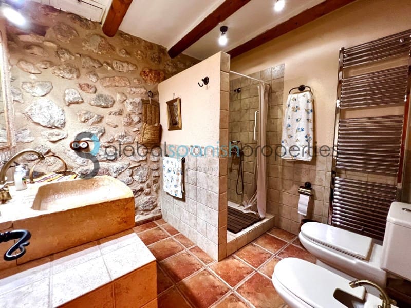 4 soveværelse Finca/Landehus til salg i Belmez de la Moraleda med swimmingpool garage - € 634.900 (Ref: 7901325)