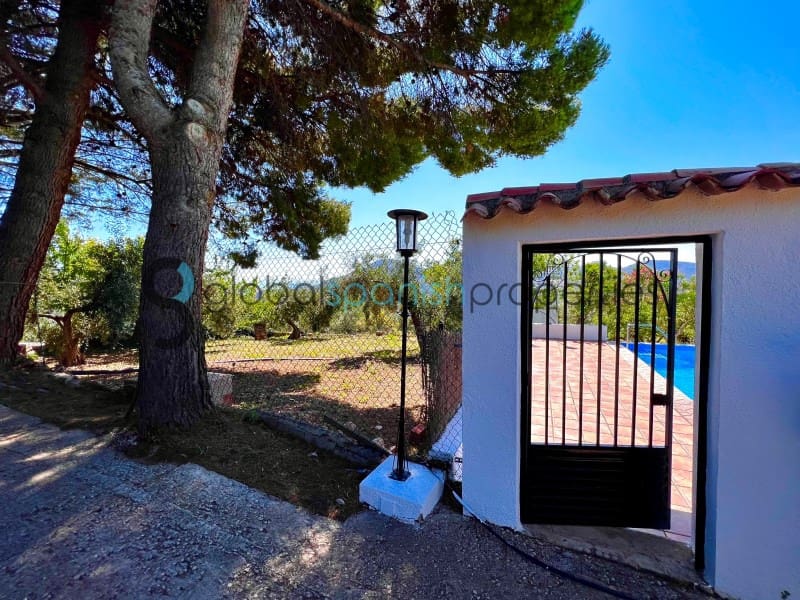 4 soveværelse Finca/Landehus til salg i Belmez de la Moraleda med swimmingpool garage - € 634.900 (Ref: 7901325)