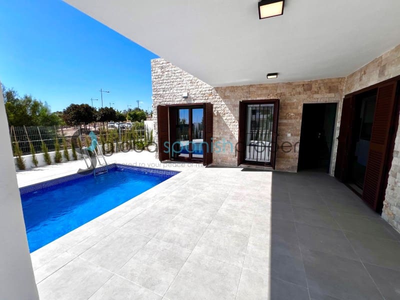 2 soveværelse Byhus til salg i San Juan de los Terreros med swimmingpool - € 383.000 (Ref: 8522897)