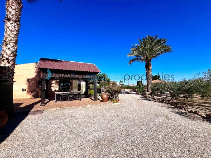 3 sypialnia Willa na sprzedaż w Mojacar z basenem garażem - 398 000 € (Ref: 9257619)