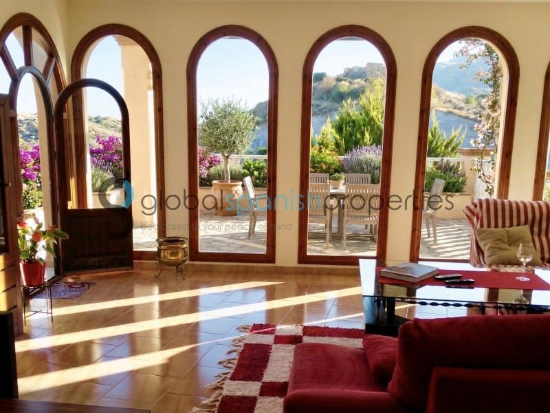 5 bedroom Villa for sale in Mojacar - € 520,000 (Ref: 9257621)