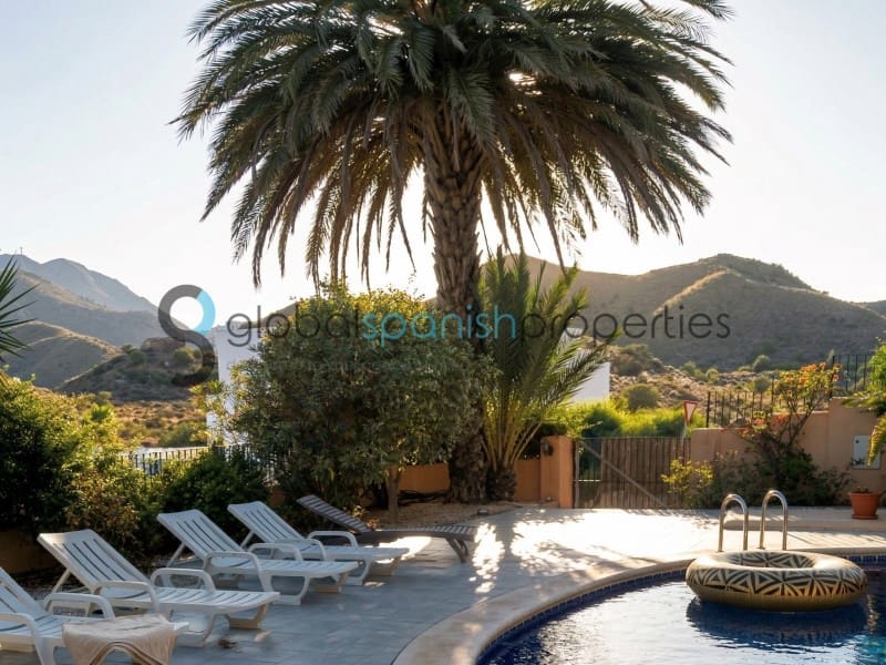 5 bedroom Villa for sale in Mojacar - € 520,000 (Ref: 9257621)