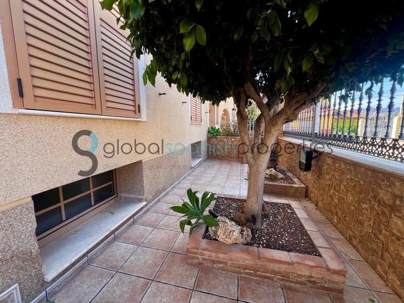 6 chambre Villa/Maison à vendre à Cuevas del Almanzora avec piscine garage - 370 000 € (Ref: 9262869)