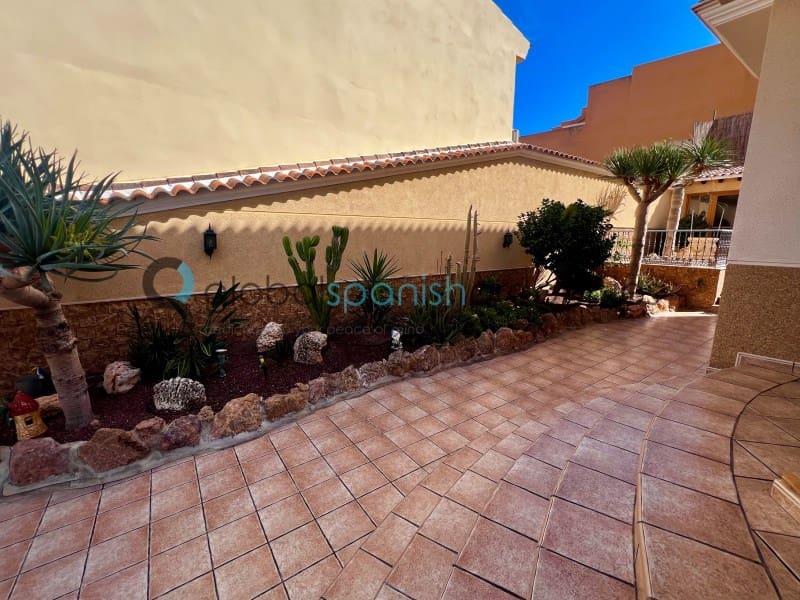 6 chambre Villa/Maison à vendre à Cuevas del Almanzora avec piscine garage - 370 000 € (Ref: 9262869)