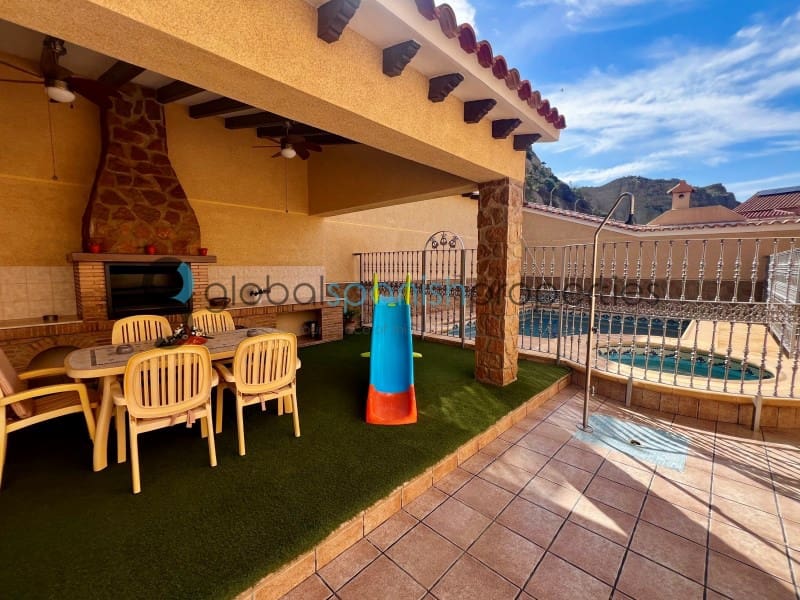 6 chambre Villa/Maison à vendre à Cuevas del Almanzora avec piscine garage - 370 000 € (Ref: 9262869)