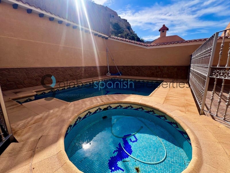 6 chambre Villa/Maison à vendre à Cuevas del Almanzora avec piscine garage - 370 000 € (Ref: 9262869)