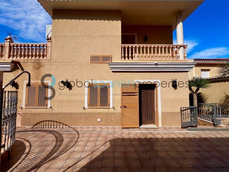 6 chambre Villa/Maison à vendre à Cuevas del Almanzora avec piscine garage - 370 000 € (Ref: 9262869)