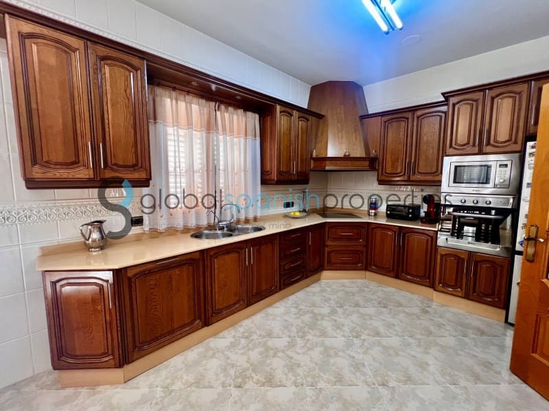 6 chambre Villa/Maison à vendre à Cuevas del Almanzora avec piscine garage - 370 000 € (Ref: 9262869)