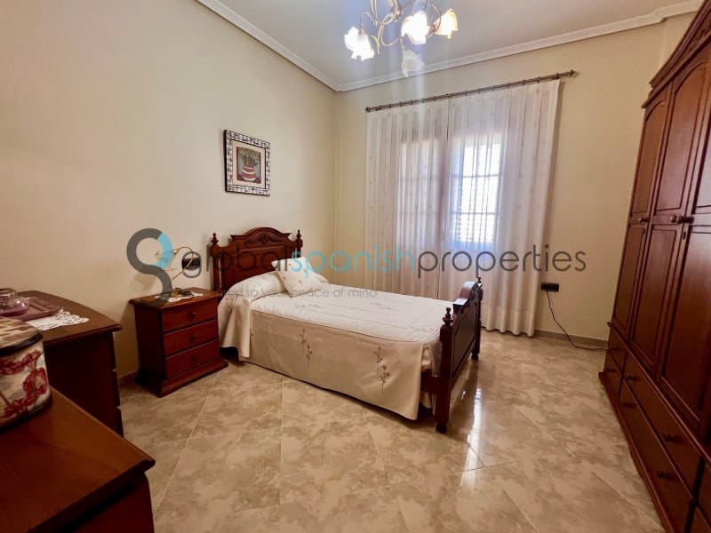 6 chambre Villa/Maison à vendre à Cuevas del Almanzora avec piscine garage - 370 000 € (Ref: 9262869)