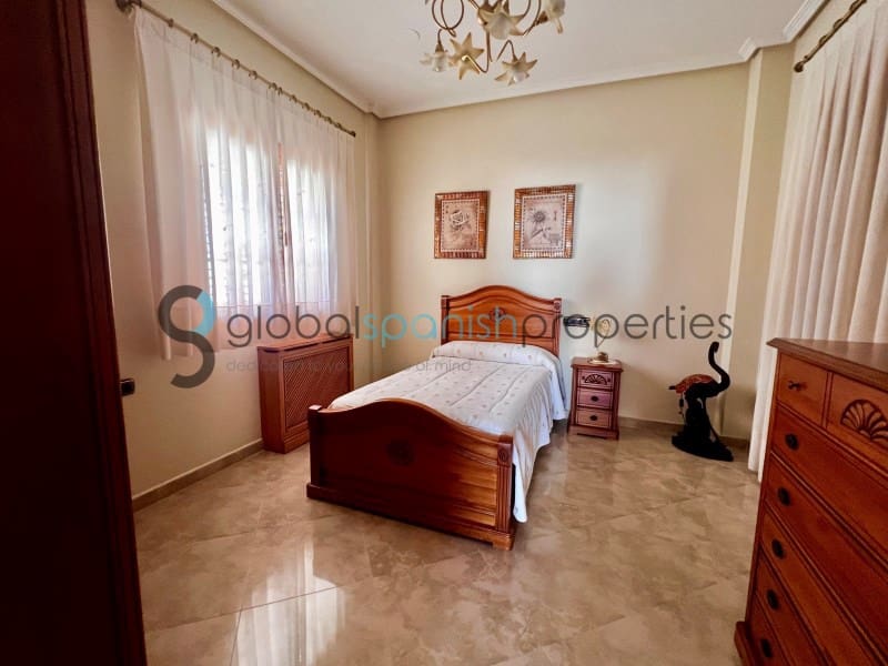 6 chambre Villa/Maison à vendre à Cuevas del Almanzora avec piscine garage - 370 000 € (Ref: 9262869)