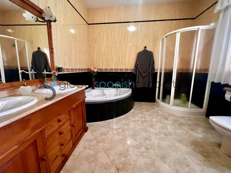 6 chambre Villa/Maison à vendre à Cuevas del Almanzora avec piscine garage - 370 000 € (Ref: 9262869)